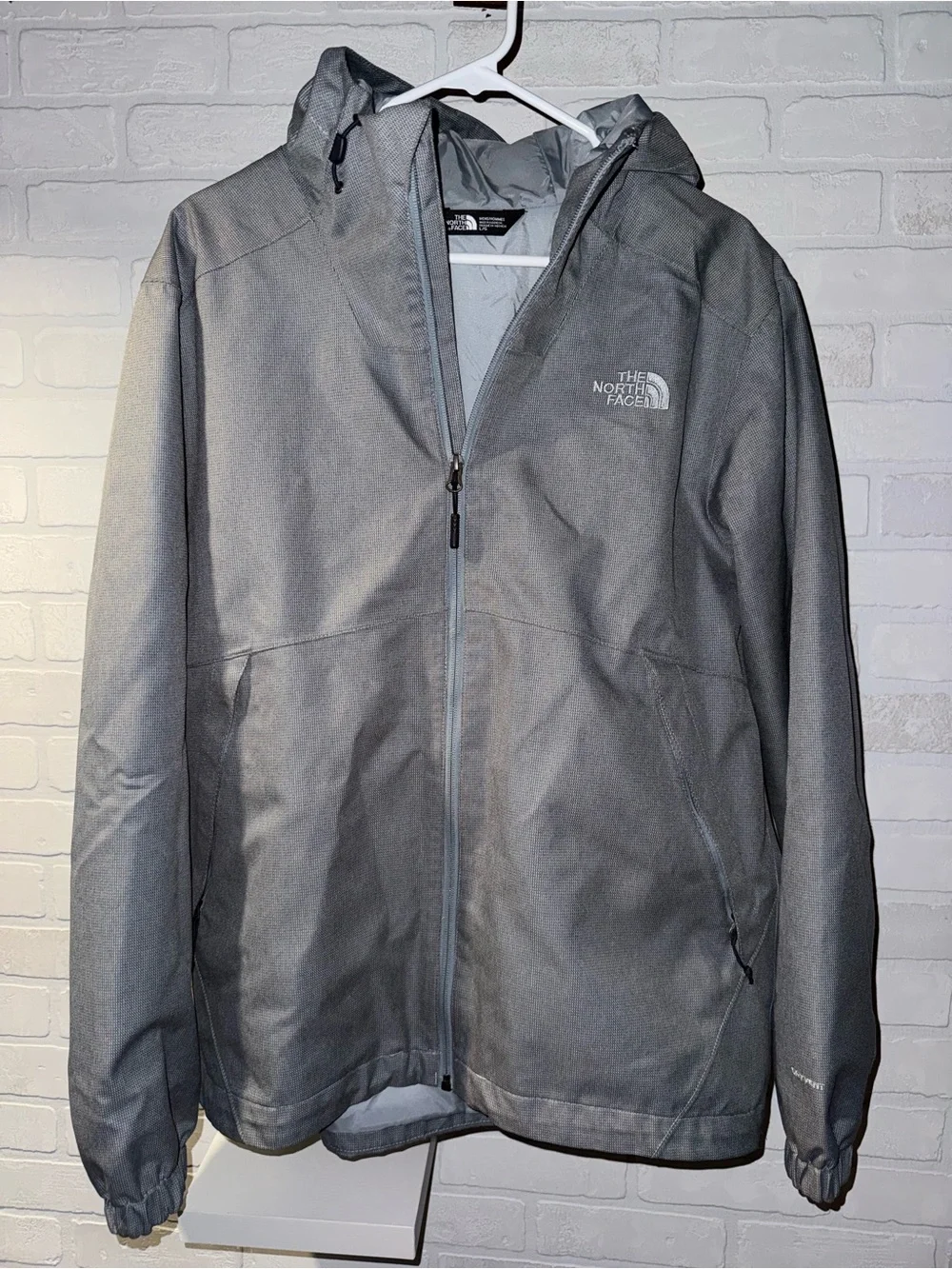 Like New North Face Men's Gray Hooded Shell Jacket - Large